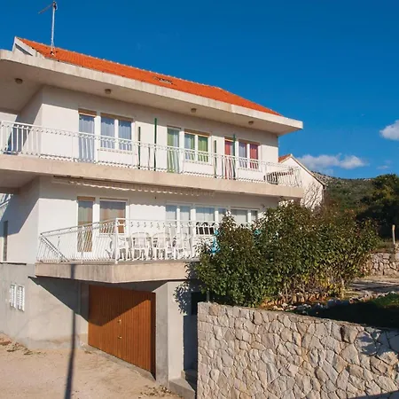 With Sea View 06 度假居 Dolac