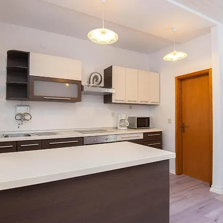 Hébergement de vacances Dolac With Sea View 06 Dolac