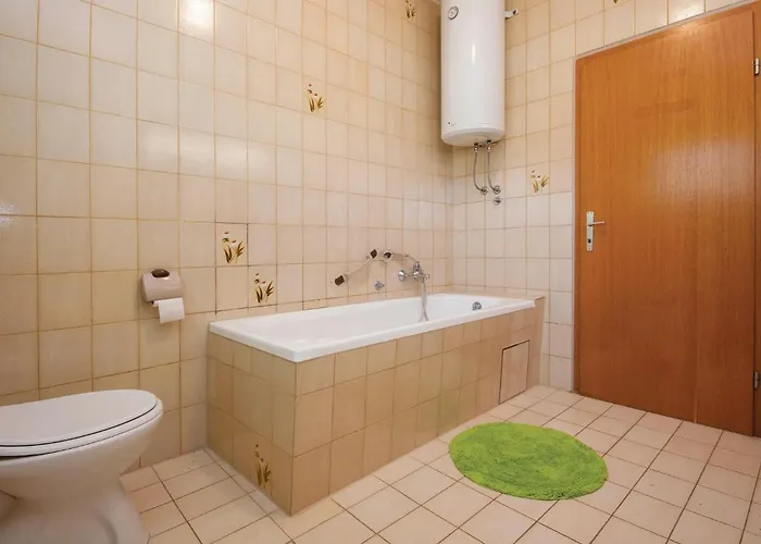 בית נופש Dolac With Sea View 06 Dolac