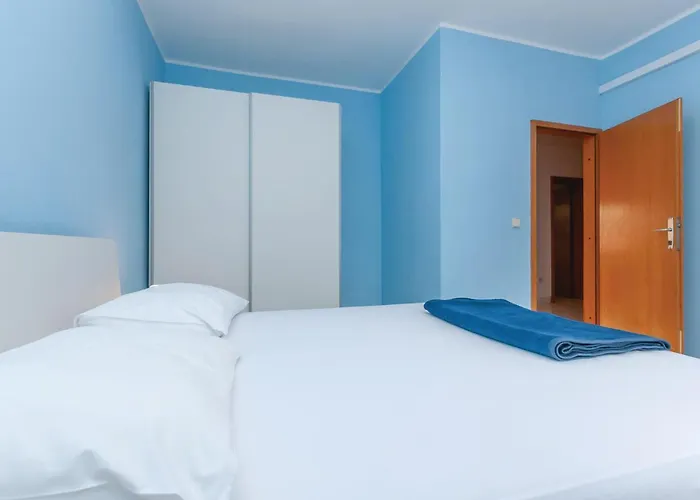 בית נופש Dolac With Sea View 06 Dolac